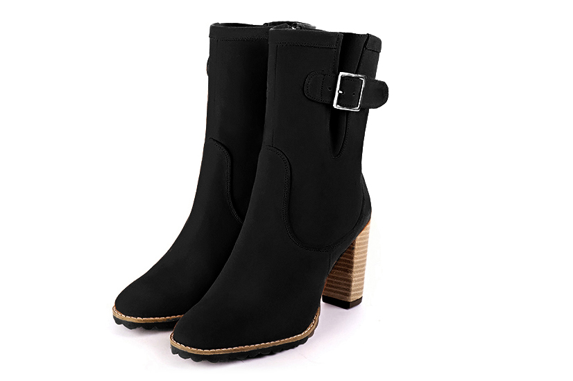 Matt black women's ankle boots with buckles on the sides. Round toe. High block heels. Front view - Florence KOOIJMAN